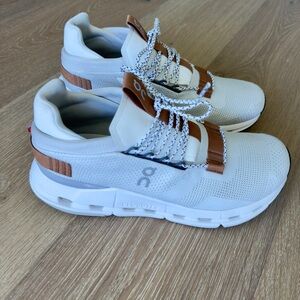 Cloudnova 2 Cream and Brown running shoe